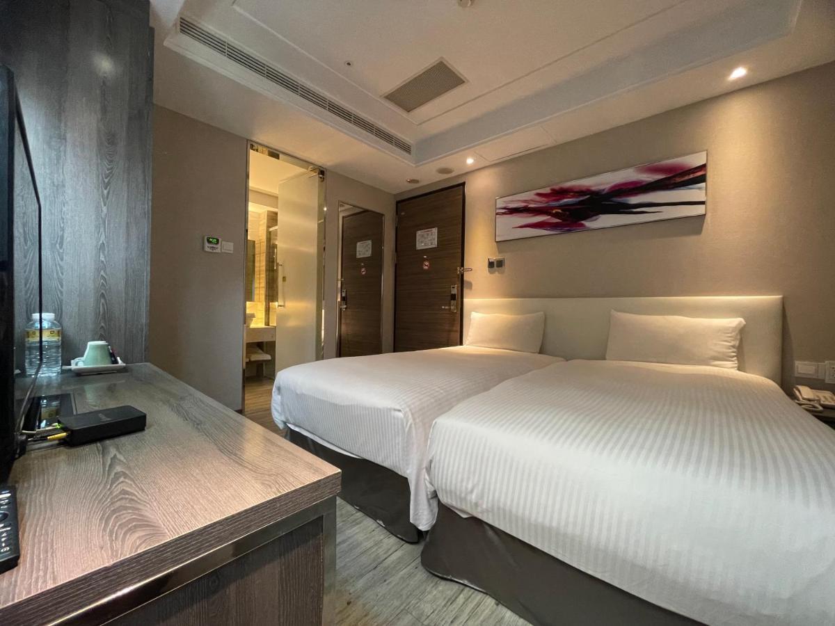Royal Fine Hotel Гаосюн Экстерьер фото